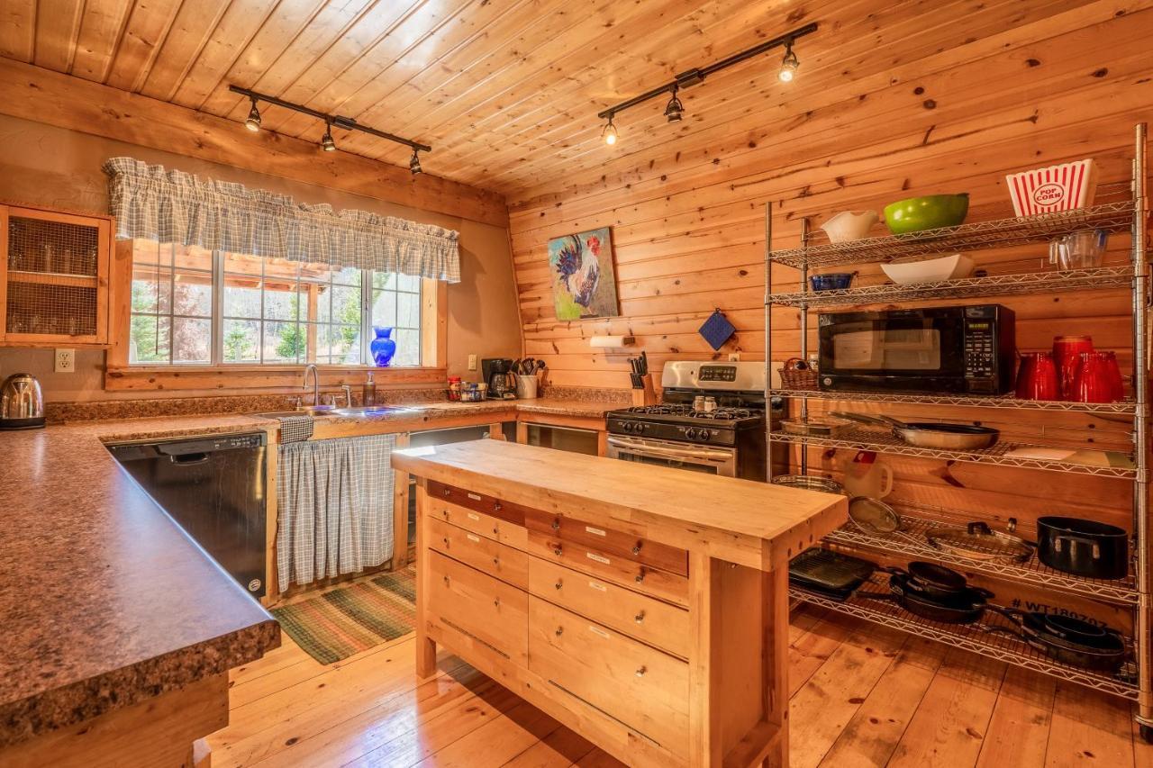 Forest Edge Home Уест Йелоустоун Екстериор снимка