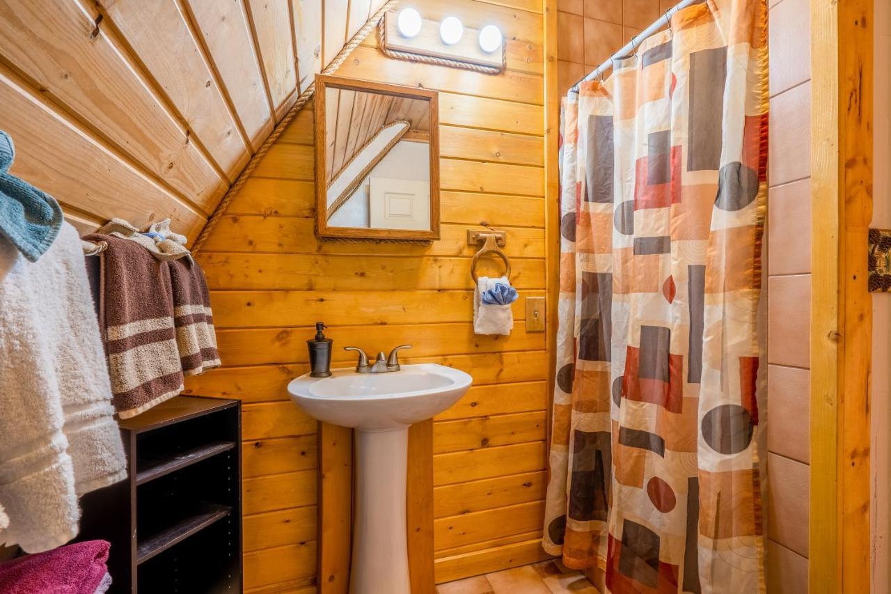 Forest Edge Home Уест Йелоустоун Екстериор снимка