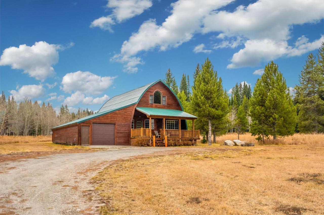 Forest Edge Home Уест Йелоустоун Екстериор снимка